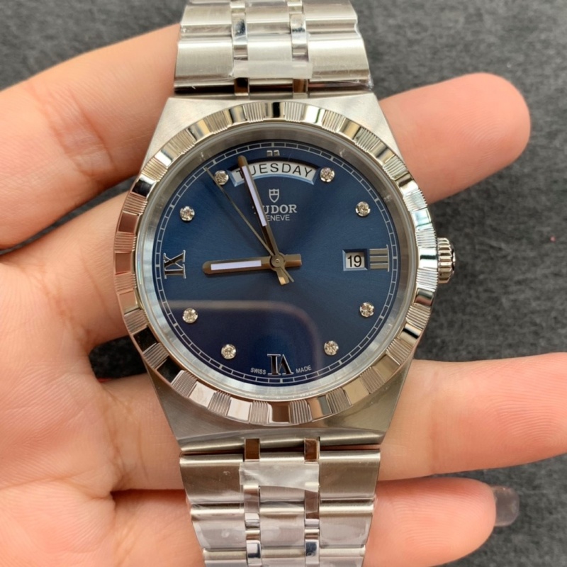 V7 帝舵七星怒 Tudor皇家系列